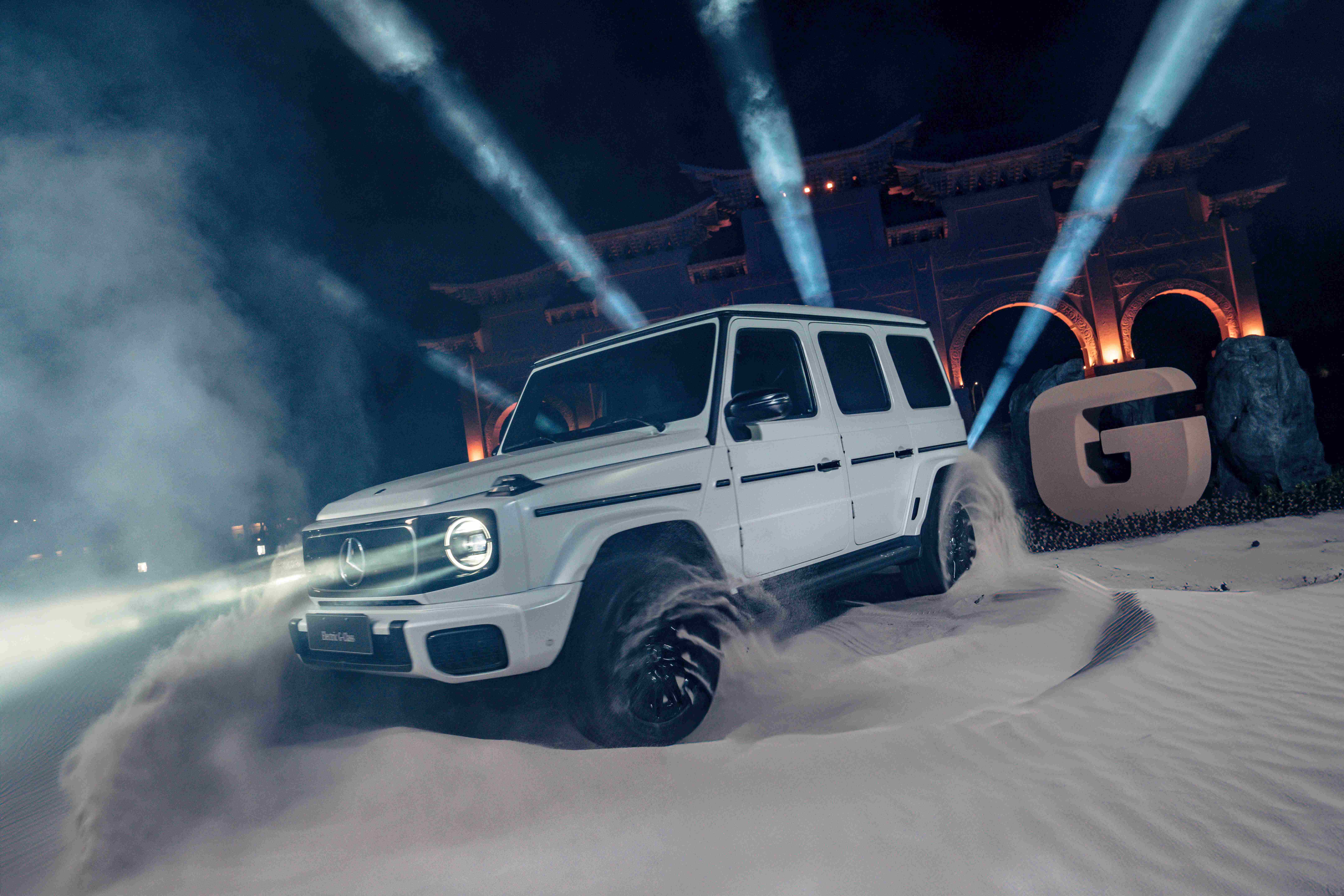 圖7、越野純電 G 580 則推出優惠租賃專案，並加贈兩年延長保固與一年乙式保險